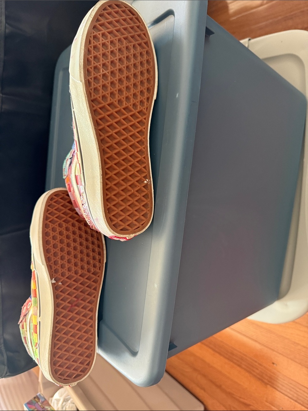 Women’s vans - Picture 3 of 4